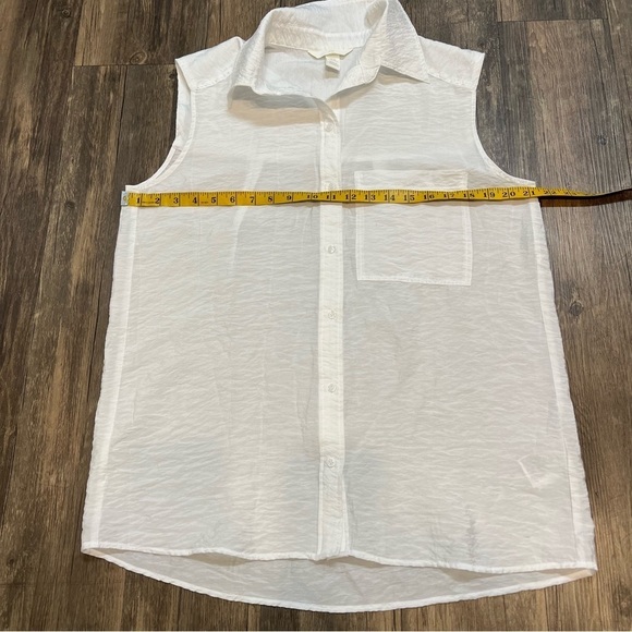 H&M White Short Sleeves Collared White Buttoned Down Shirt Size M - Picture 10 of 10